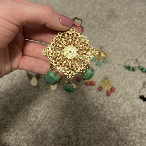 6 pairs of Molly Beads costume jewelry earrings collection - Picture 8 of 12